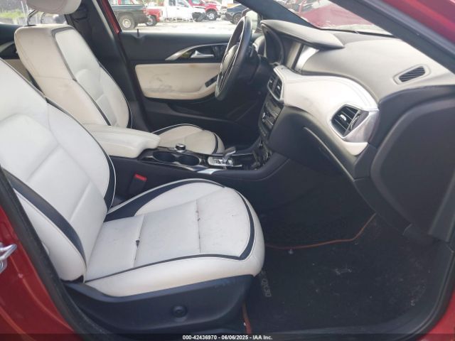 2017 INFINITI QX30 SJKCH5CP3HA039213 Photo 4