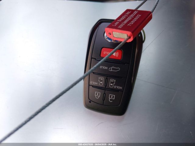 5TDESKFCXSS185106 Toyota a25a-fxs