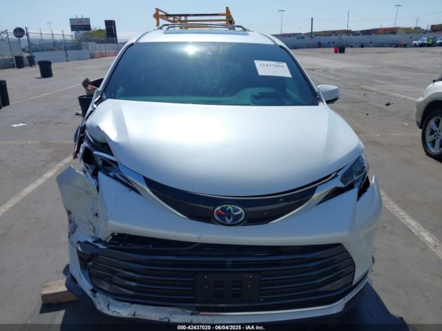 5TDESKFCXSS185106 Toyota a25a-fxs