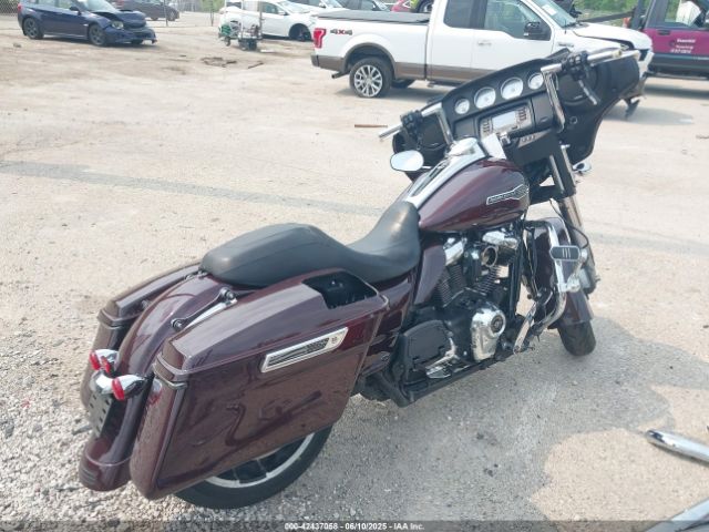 2022 HARLEY-DAVIDSON FLHX 1HD1KBC10NB609744 Photo 3