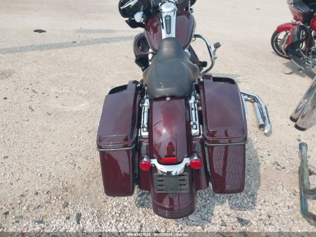 2022 HARLEY-DAVIDSON FLHX 1HD1KBC10NB609744 Photo 5