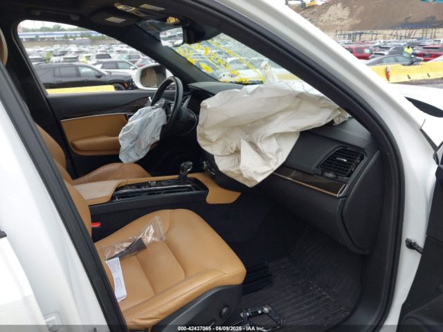 2018 VOLVO XC90 YV4A22PK8J1213045 Photo 4