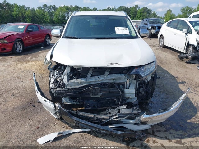 Mitsubishi s61 - y61 2018 JA4J24A53JZ058157 Image 12