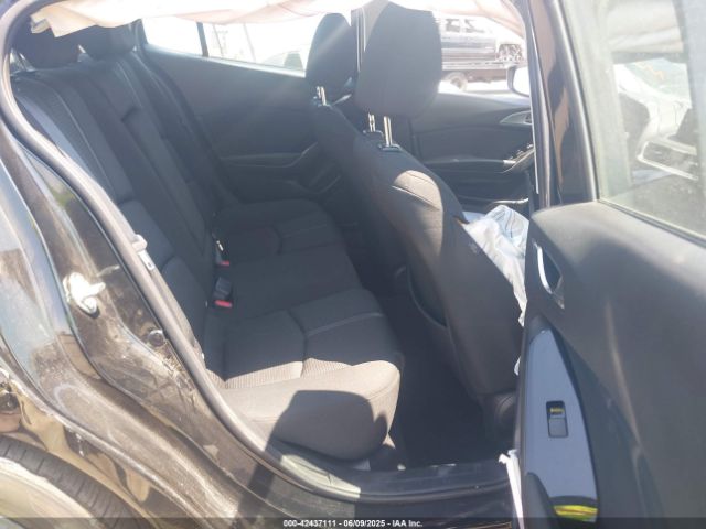 2018 MAZDA MAZDA3 3MZBN1U77JM207505 Photo 7