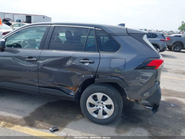 2T3F1RFV0RW448651 Toyota RAV4 LE