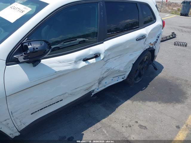 1C4PJLAB1GW336793 Jeep Cherokee Altitude