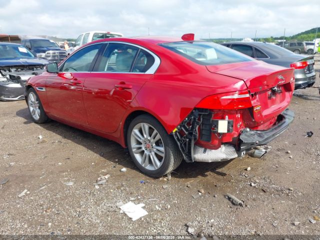 2019 JAGUAR XE SAJAD4FX1KCP50191 Photo 2