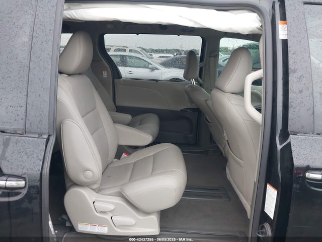 5TDYZ3DC2KS977512 Toyota 2gr-fks