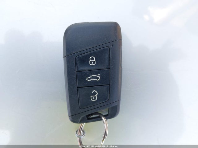 3VWC57BU8KM227991 Volkswagen 1.4 tsi
