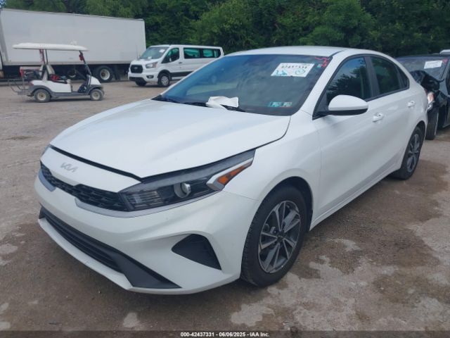 3KPF24AD6PE585357 KIA Forte Lxs