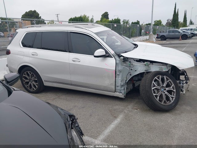 5UX23EM08R9S33333 BMW 2024