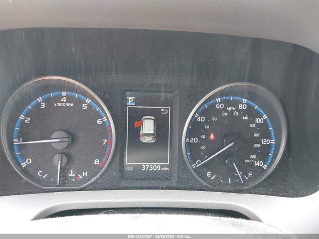 2T3ZFREV5JW491225 Toyota RAV4 LE