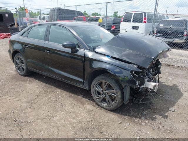 2016 AUDI A3 WAUB8GFFXG1107516 Photo 0