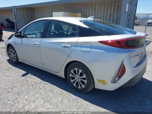 2022 TOYOTA PRIUS PRIME JTDKAMFP2N3214169 Photo 2