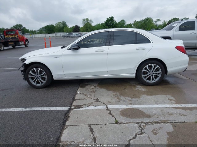 55SWF4KB8GU109069 Mercedes-Benz C-Class