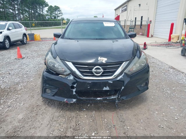1N4AL3AP5HN348972 Nissan 2017