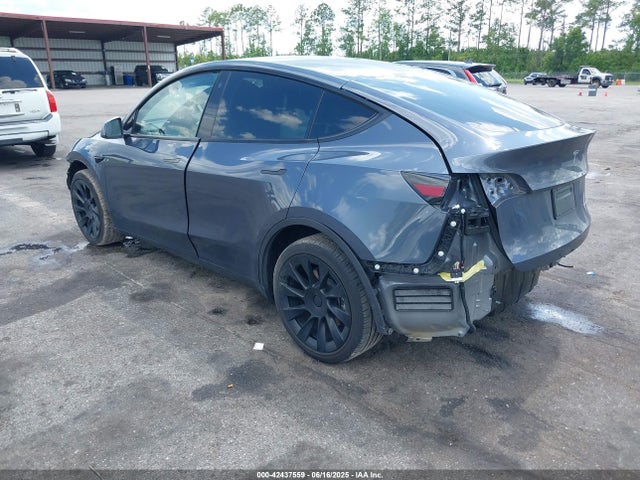 2023 TESLA MODEL Y 7SAYGDEE7PA126958 Photo 2