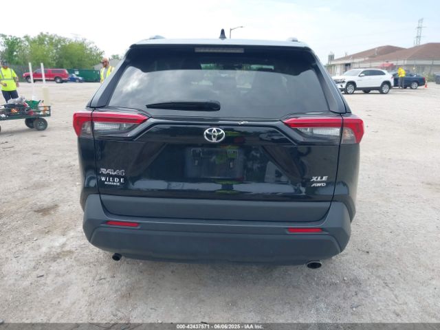 2T3A1RFV1NW298845 Toyota Rav4 Xle Premium