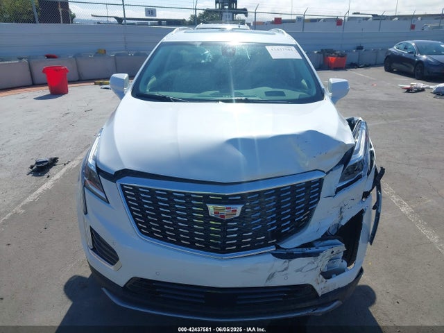 1GYKNCRS2SZ133237 Cadillac lgx