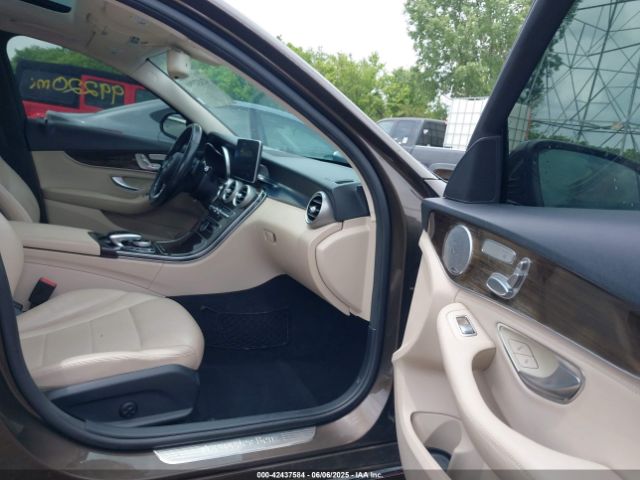 2015 MERCEDES-BENZ C 300 55SWF4KB2FU037297 Photo 4