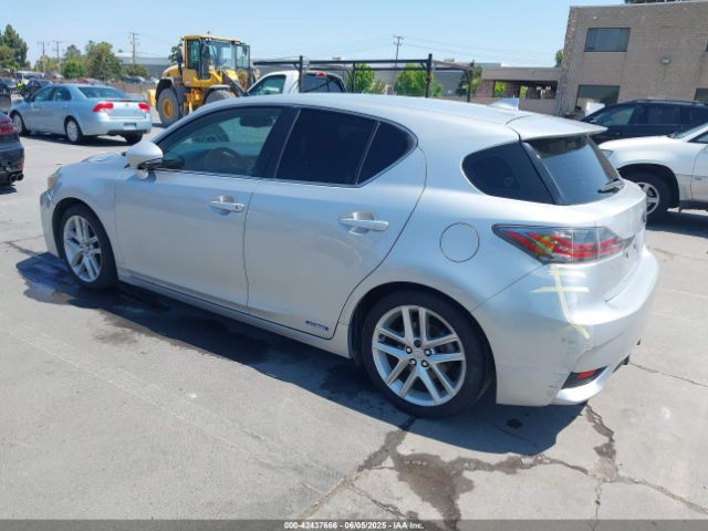 2016 LEXUS CT 200H JTHKD5BH3G2254070 Photo 2