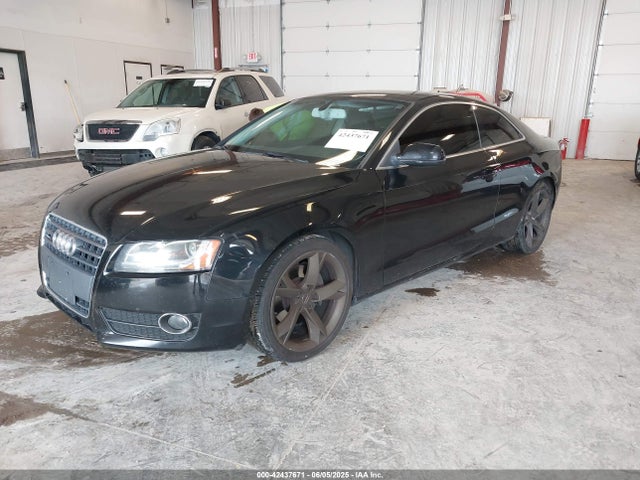 2011 AUDI A5 WAULFAFR1BA006598 Photo 1