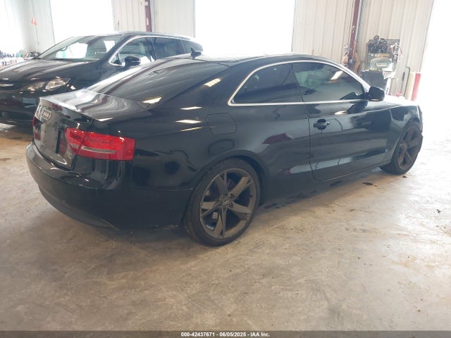 2011 AUDI A5 WAULFAFR1BA006598 Photo 3
