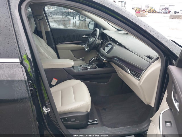 2023 CADILLAC XT4 1GYAZAR40PF110148 Photo 4