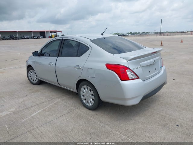 3N1CN7AP8FL933114 Nissan Versa