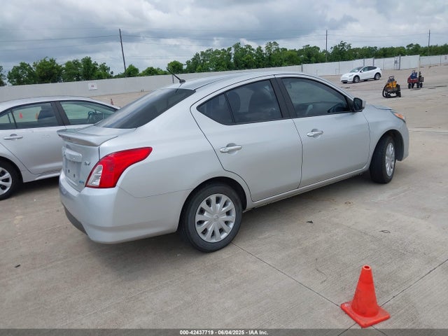 3N1CN7AP8FL933114 Nissan Versa