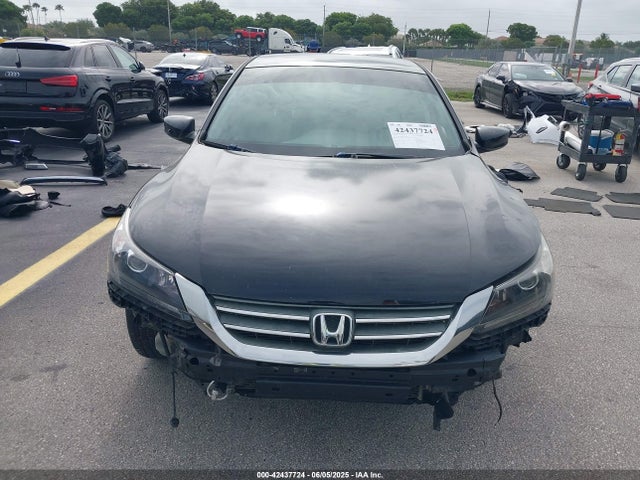 Продажа на аукционе авто 2013 Honda Accord Sport, vin: 1HGCR2F50DA083982, номер лота: 42437724