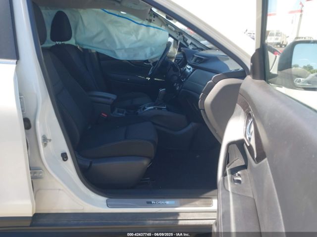2019 NISSAN ROGUE JN8AT2MV4KW396192 Photo 4
