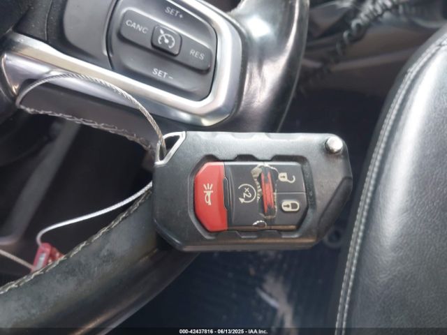 1C4HJXEG2JW124882 Jeep 2018
