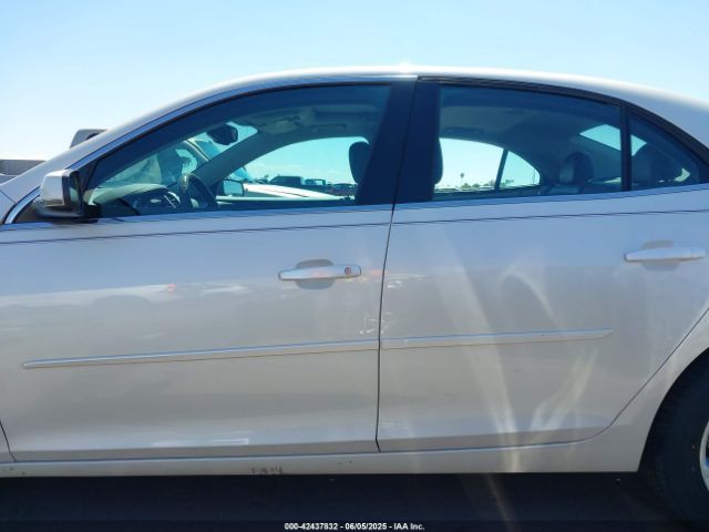1G11C5SL1EF118703 Chevrolet MALIBU 1LT