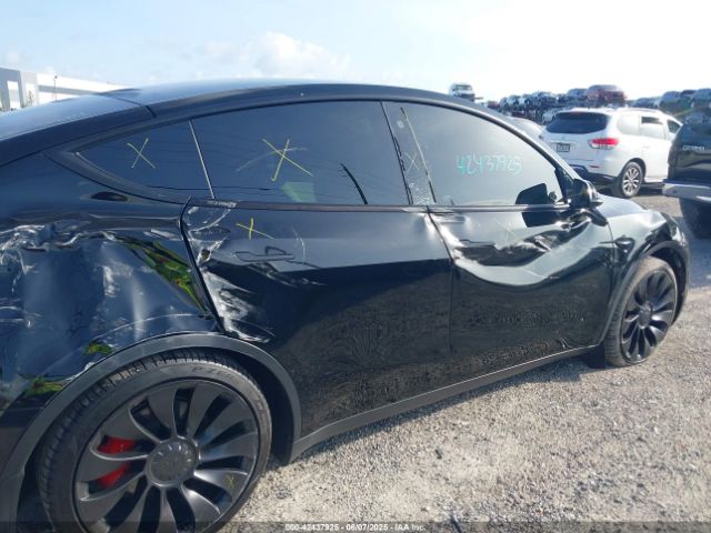 2022 TESLA MODEL Y 7SAYGDEF4NF515596 Photo 5