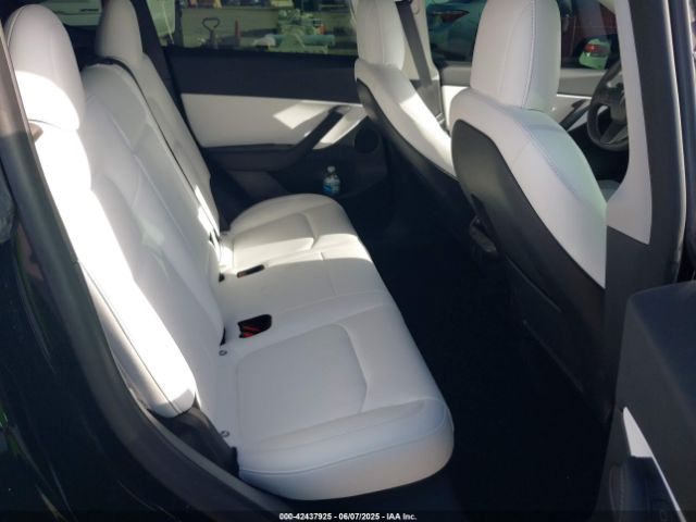 2022 TESLA MODEL Y 7SAYGDEF4NF515596 Photo 7