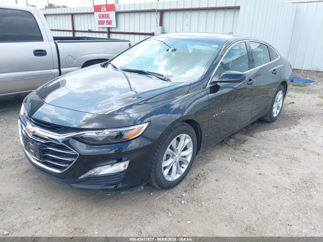 1G1ZD5STXSF133146 Chevrolet Malibu Fwd 1lt