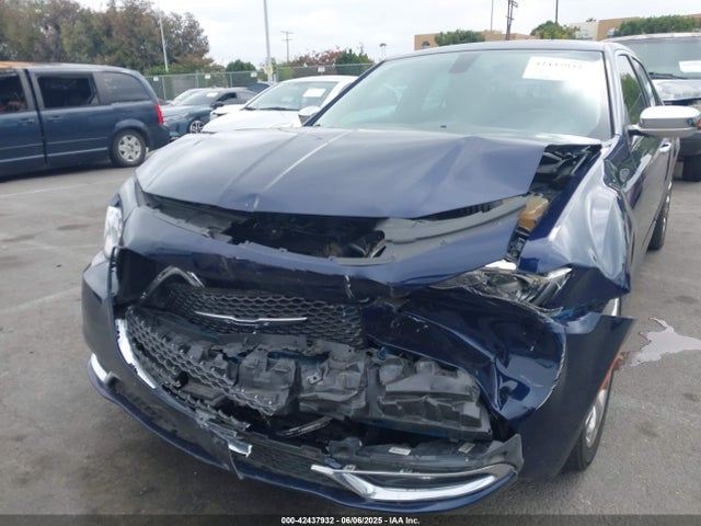 Chrysler 300 2015 2C3CCAEG6FH833004 Image 6