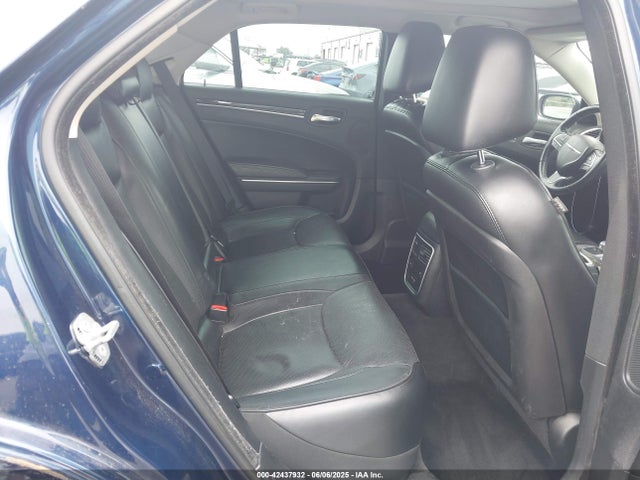 Chrysler 300 2015 2C3CCAEG6FH833004 Image 8