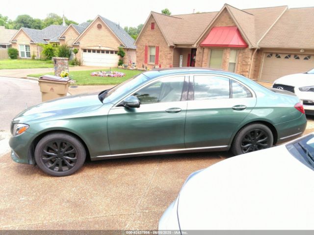 WDDZF4KB5HA102997 Mercedes-Benz E 300 4matic