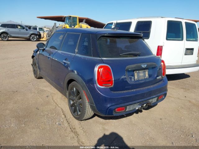 2015 MINI HARDTOP WMWXU3C50F2B62333 Photo 2