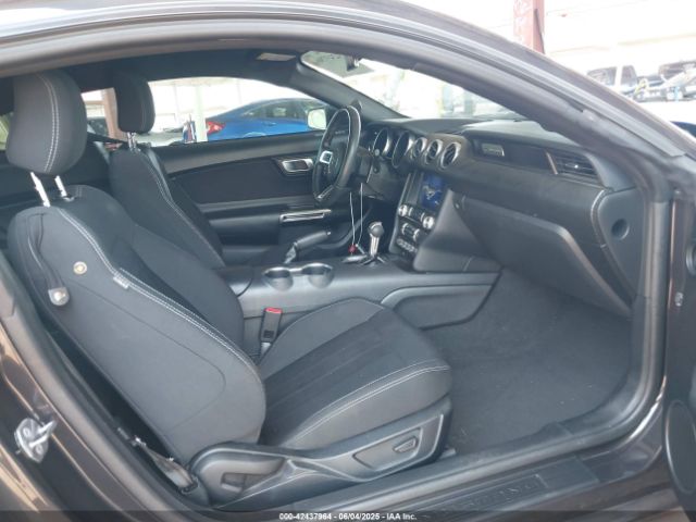 2022 FORD MUSTANG 1FA6P8TH9N5109501 Photo 4