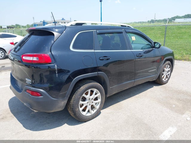 1C4PJLCS3HW642778 Jeep 2017