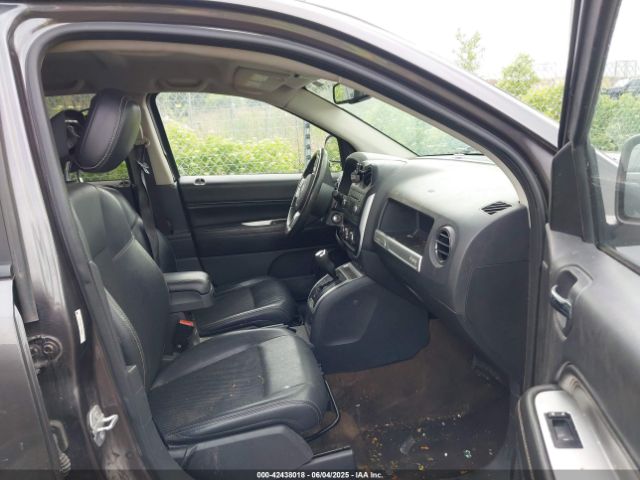 1C4NJDEBXGD645956 Jeep Compass Latitude