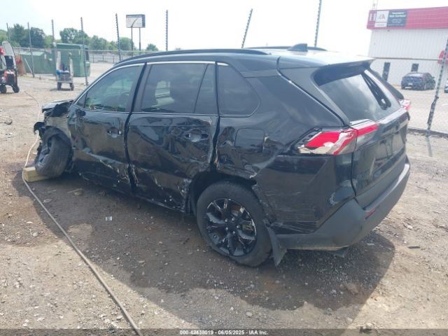 2021 TOYOTA RAV4 2T3H1RFV0MC123615 Photo 2