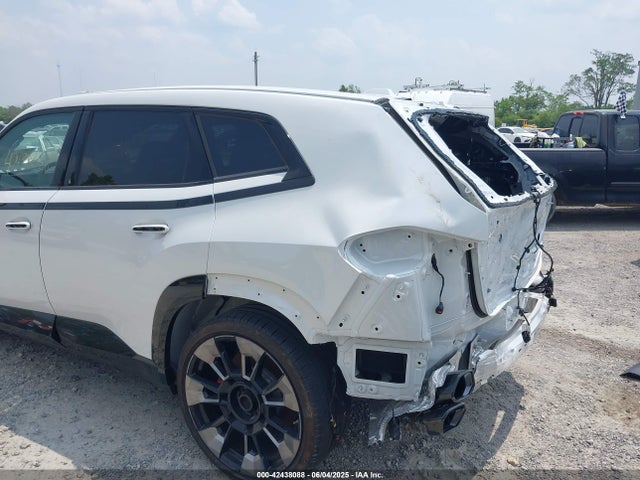 5YM23CS0XR9U57042 BMW Xm