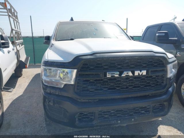 3C6UR5HJ1LG157948 RAM 2500 Tradesman  4x4 8' Box