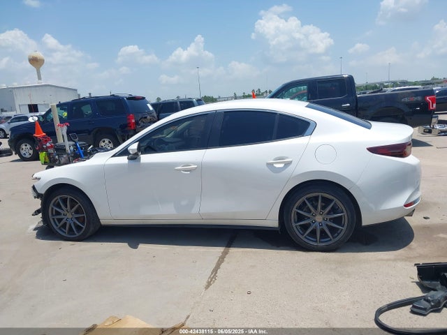 3MZBPAALXKM112322 Mazda py