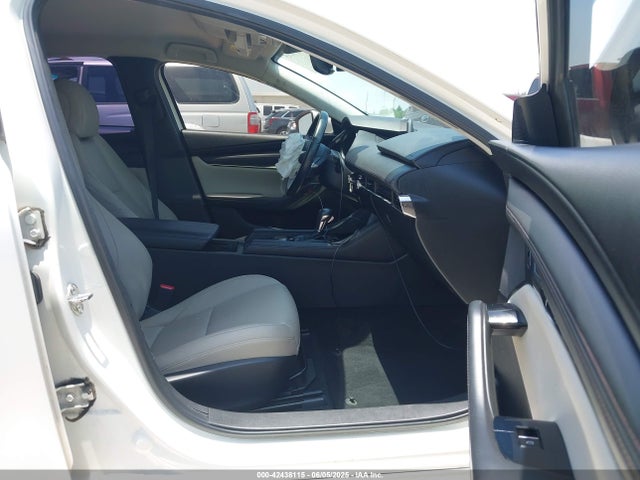 3MZBPAALXKM112322 Mazda py