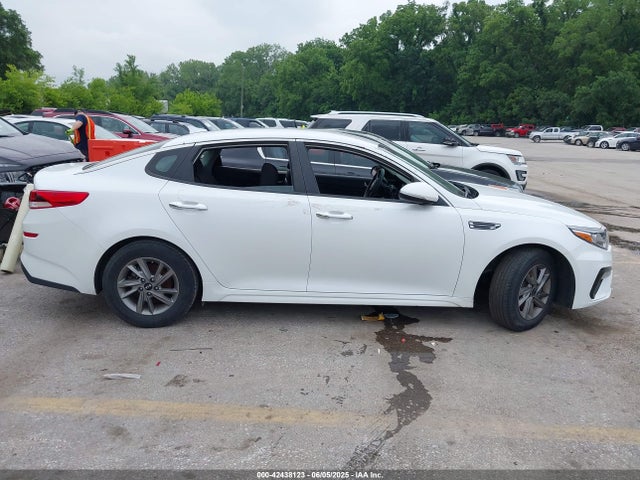 5XXGT4L3XLG429510 KIA Optima Lx